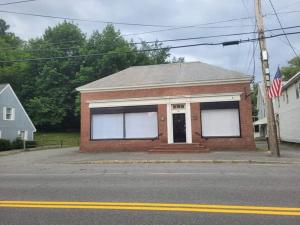 Imagen de la galería de Charming Renovated Brick Home on ATV/Snowmbl trail, en Bingham