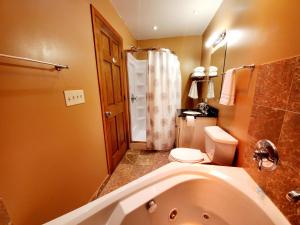 Studio with Jacuzzi Close to Loyola FREE PARKING