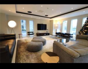 Χώρος καθιστικού στο Luxurious Manchester City Centre 2 Bed Apartment