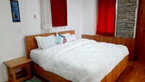 Jibhi şehrindeki Ishan Log Huts- A Boutique Homestay-since 1999 tesisine ait fotoğraf galerisinden bir görsel