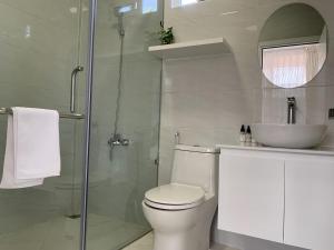 Phòng tắm tại Huyen's Home