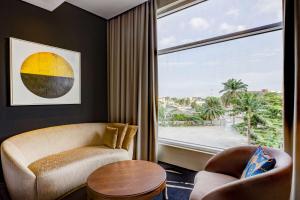 Ruang duduk di Radisson Blu Lagos Ikeja