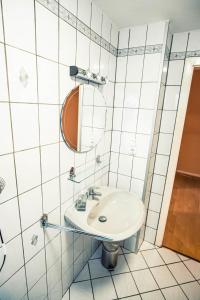 Koupelna v ubytování Rheinterrasse Wohnung 2 + 21 fotografií