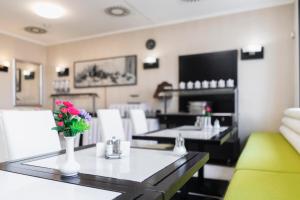 Kuchnia lub aneks kuchenny w obiekcie Hotel Astory Plzeň