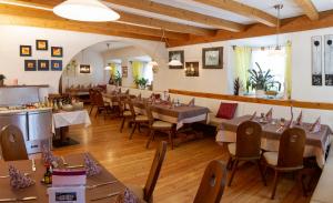 Restaurace v ubytování Gasthof zur Post