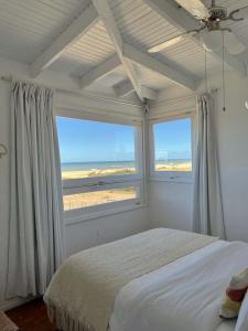 Postel nebo postele na pokoji v ubytování ALMAR- Punta Rubia, La Pedrera