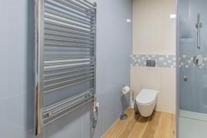 A bathroom at University city life Bestern Még 29 kép