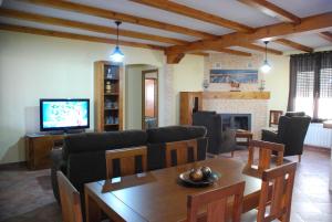 TV a/nebo společenská místnost v ubytování Casa Rural Tablas de Daimiel