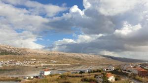 Gallery image of Apartments Paro in Pag