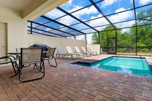 A piscina localizada em 5 Bedroom House with Private Pool by ORPM ou nos arredores