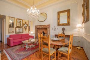 Posezení v ubytování Corte Realdi Suites Piazza Erbe
