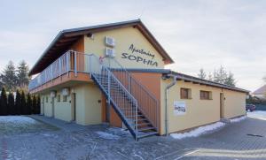 Budova, v ktorej sa apartmán nachádza