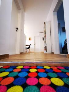 Fotografia z galérie ubytovania Centrally located 3 Bedroom Holiday House O'Live with private garden v Marine