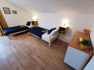 Posteľ alebo postele v izbe v ubytovaní Centrally located 3 Bedroom Holiday House O'Live with private garden