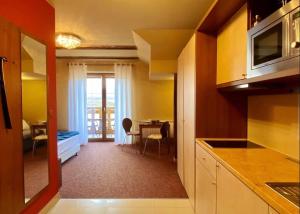 A kitchen or kitchenette at Apartment with beautiful view of High Tatras