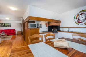 Galeriebild der Unterkunft Panoramic House Carnia - Mountain View APT with Parking and Terraces in Ligosullo