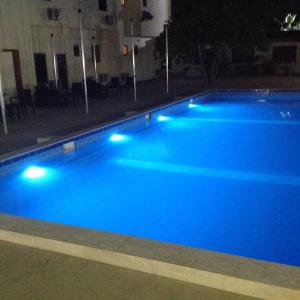 Bazén v ubytovaní Adis Hotels Prime alebo v jeho blízkosti