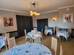 Posezení v ubytování Le Chalet Montégut