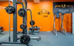 Fitness centrum a/nebo fitness zařízení v ubytování The Ray Hotel and Studios