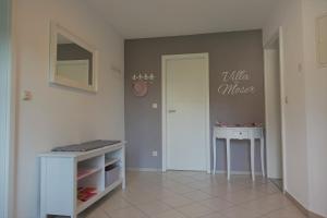 Billede fra billedgalleriet på Villa Moser - Ferienwohnung mit Terrasse i Gera