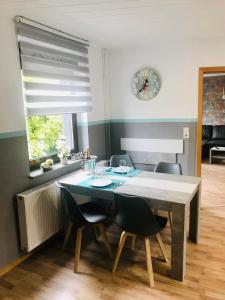 Fotografie z fotogalerie ubytování FeWo194-Mint Im Herzen von Adenau/Nürburgring v destinaci Adenau