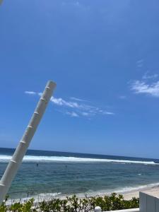 Fotografie z fotogalerie ubytování White Sunset - Votre appartement pieds dans l'eau v destinaci Trois Bassins