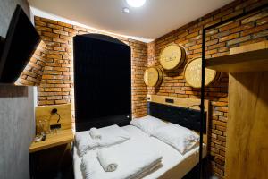 Posteľ alebo postele v izbe v ubytovaní Lord Jack Apartments