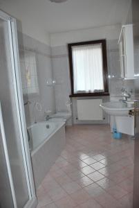 Ванная комната в Appartamenti Stanga Ivo