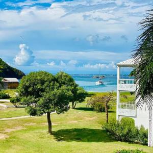 Fotografie z fotogalerie ubytování Studio tropical, beautifully renovated, sea view v destinaci Anse Marcel 