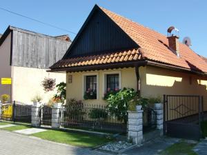 The building in which the holiday home is located