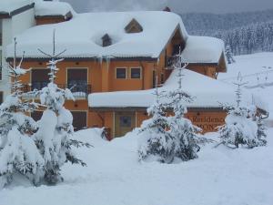 Albergo Miramonti Dependance en invierno
