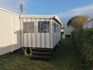 加斯泰Les Pins del Sol - camping la réserve的相册照片