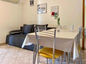 Fotografie z fotogalerie ubytování Apartment in Krsan 8861 v destinaci Kršan