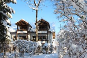 Το Chaletwohnung Stephanie in ruhiger Lage an der Ostrach τον χειμώνα