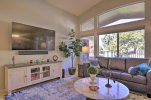 Gallery image of Surprise Retreat with Lake Views and Golf Course! in Surprise