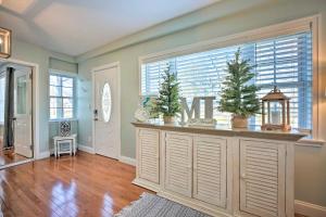 Photo de la galerie de l'établissement St Joseph Family Home Less Than 1 Mi to Silver Beach, à Saint Joseph