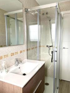 Ένα μπάνιο στο Luxury Attics Avenida Italia PARKING INCLUIDO +17 φωτογραφίες
