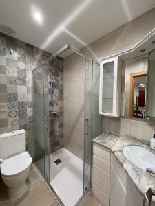 Ένα μπάνιο στο Apartamentos turísticos Pidal 3 VUT-09-316 +21 φωτογραφίες