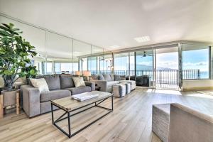 Istumisnurk majutusasutuses Luxurious Maui Getaway with Panoramic Ocean Views!