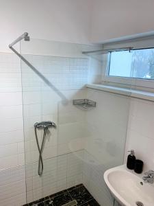 Kúpeľňa v ubytovaní Tihany Panorama House + 17 fotografií