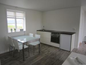 Gallery image of Apartment by the Sea in H&ouml;fn