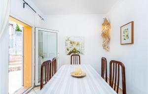 Gallery image of 3 Bedroom Stunning Apartment In Porto Petro in Portopetro