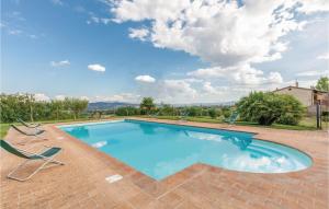 The swimming pool at or close to Seranna 4
