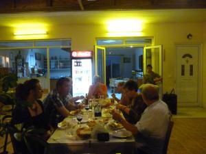 Hosté ubytování LICHNOS Babis Taverna & Rooms