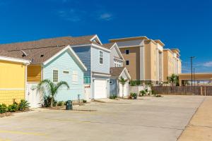 Gallery image of Jamaica Me Happy at Pirate's Bay Unit 303 in Port Aransas