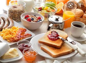 Makanan di atau berdekatan hotel