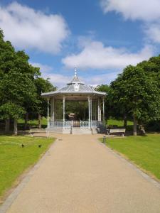 Photo de la galerie de l'établissement Are you looking for a big piece of heaven?, à Warrenpoint