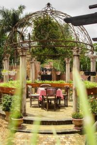 Gallery image of La Casa Nostra Villa Rose Garden Bella in Hillcrest