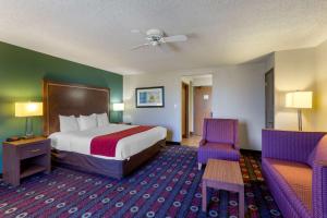 Postel nebo postele na pokoji v ubytování Comfort Inn West Valley - Salt Lake City South