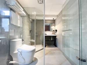 Bilik mandi di 鬧鐘關掉旅店 Alarm Off B&B